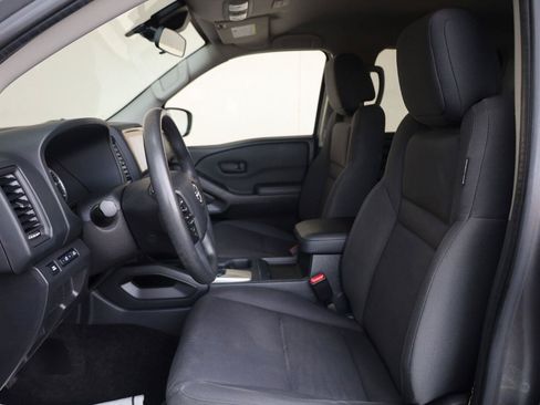 Used 2022 Nissan Frontier S w/ Technology Package RWD image 15