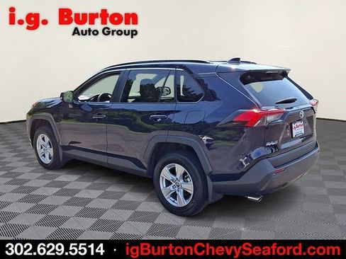 Used 2020 Toyota RAV4 XLE w/ All Weather Liner Package AWD/4WD image 4