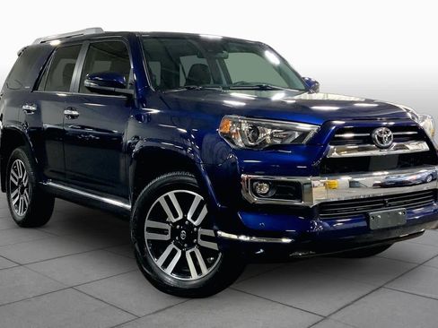 Used 2022 Toyota 4Runner Limited AWD/4WD image 3