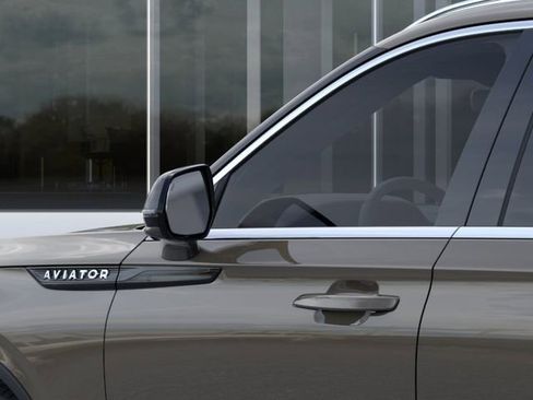 New 2026 Lincoln Aviator AWD image 20