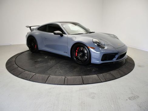Certified 2024 Porsche 911 Carrera GTS RWD image 10