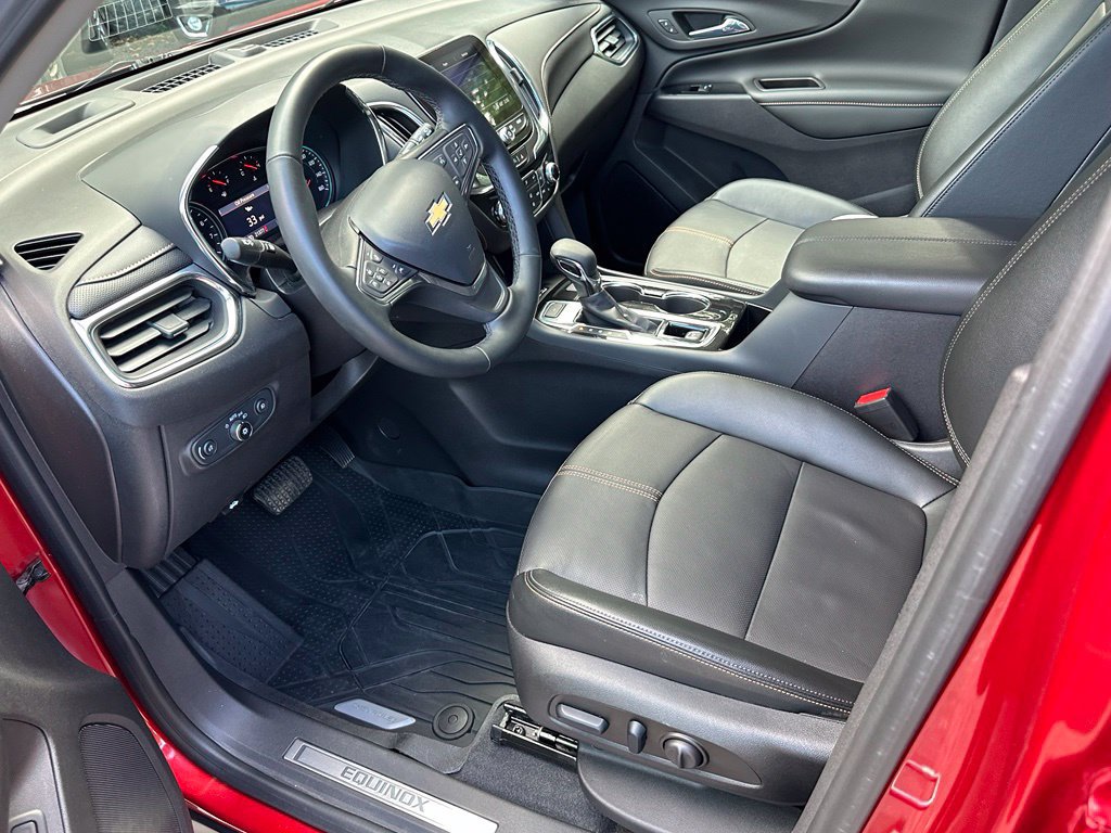Certified 2024 Chevrolet Equinox Premier w/ LPO, Floor Liner Package AWD/4WD image 9
