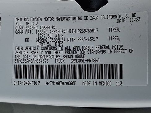 Used 2023 Toyota Tacoma TRD Sport AWD/4WD image 29