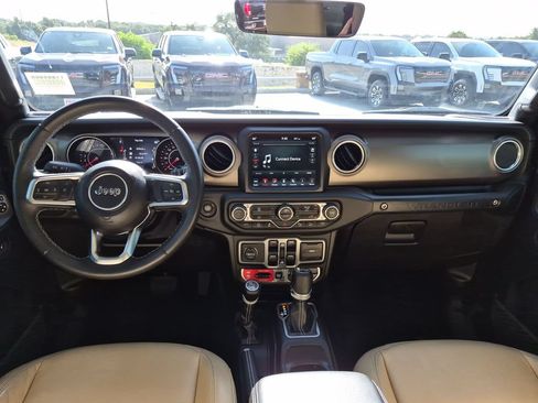 Used 2018 Jeep Wrangler Unlimited Rubicon AWD/4WD image 33