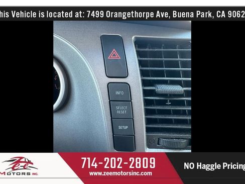 Used 2011 Toyota Sequoia SR5 RWD image 29