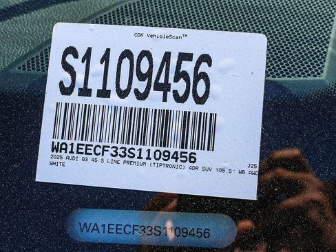 New 2025 Audi Q3 2.0T Premium Plus image 26