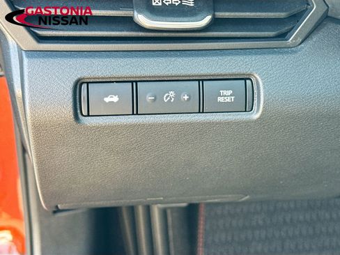 Used 2022 Nissan Altima 2.5 SR FWD image 13