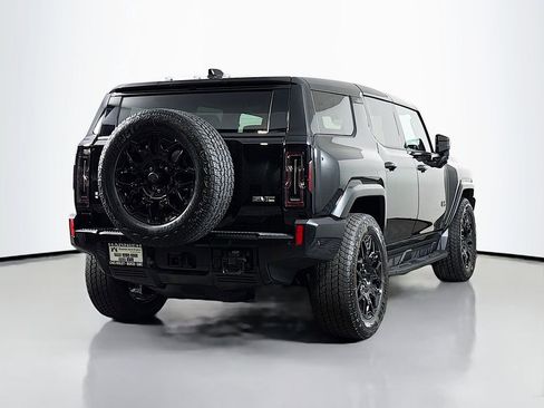 New 2026 GMC Hummer EV SUV w/ LPO, Dark Essentials Package AWD/4WD image 7