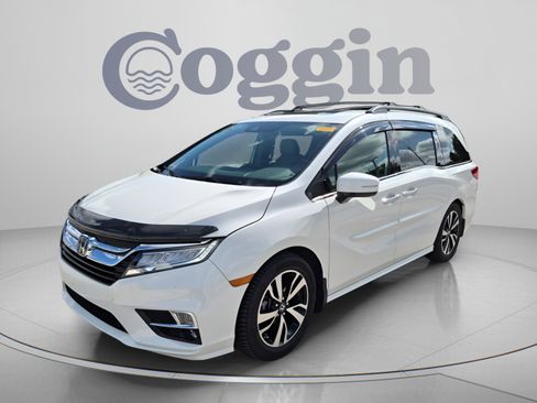 Used 2018 Honda Odyssey Elite image 9