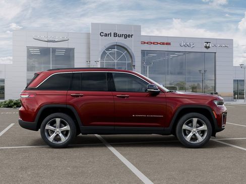 New 2026 Jeep Grand Cherokee Limited w/ Luxury Tech Group II RWD image 21