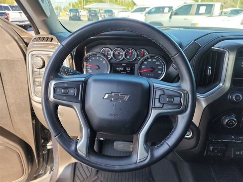 Used 2020 Chevrolet Silverado 1500 LT Trail Boss image 27