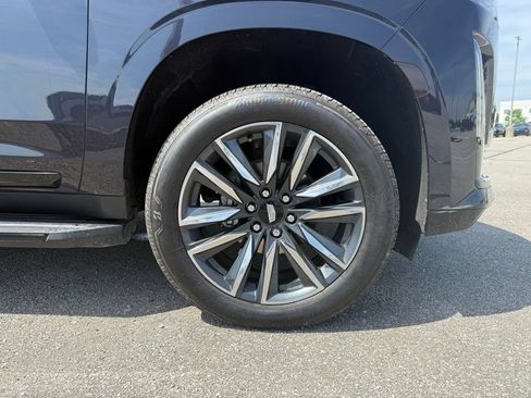 Certified 2024 Cadillac Escalade Sport w/ Touring Package AWD/4WD image 17