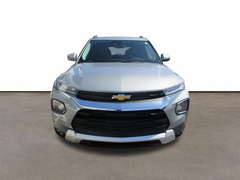 Used 2023 Chevrolet TrailBlazer LT w/ Convenience Package image 8