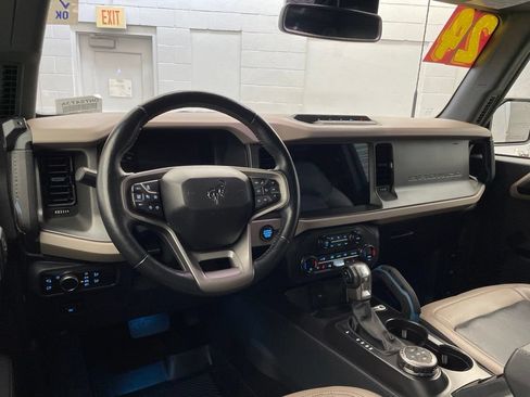 Used 2024 Ford Bronco Wildtrak AWD/4WD image 12