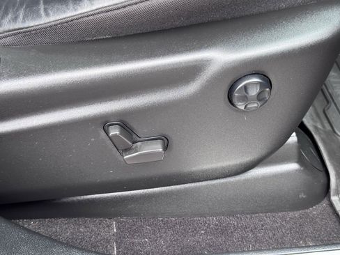 Used 2022 Dodge Durango R/T w/ Trailer Tow Group IV image 12