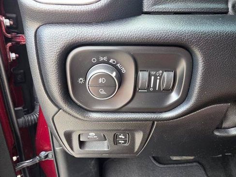 Used 2020 RAM 1500 Laramie AWD/4WD image 32