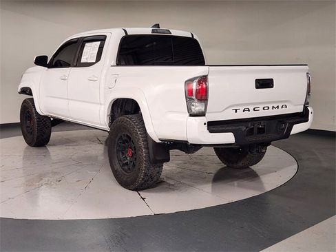 Used 2022 Toyota Tacoma TRD Sport image 6