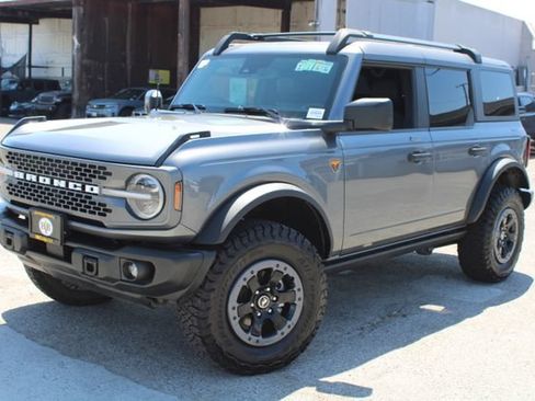 Used 2022 Ford Bronco Badlands AWD/4WD image 12