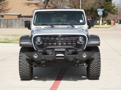 Used 2024 Jeep Wrangler Willys image 7