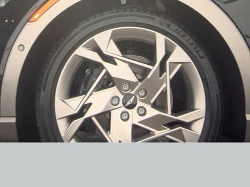 Used 2024 Genesis GV60 Performance image 23