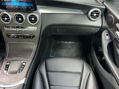 Used 2022 Mercedes-Benz GLC 300 4MATIC image 28
