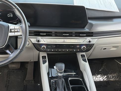 Certified 2023 Kia Telluride S FWD image 14