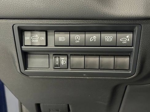 Used 2025 Toyota Tundra Limited w/ TRD Off-Road Package AWD/4WD image 17