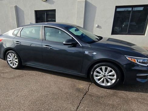 Used 2016 Kia Optima LX image 9