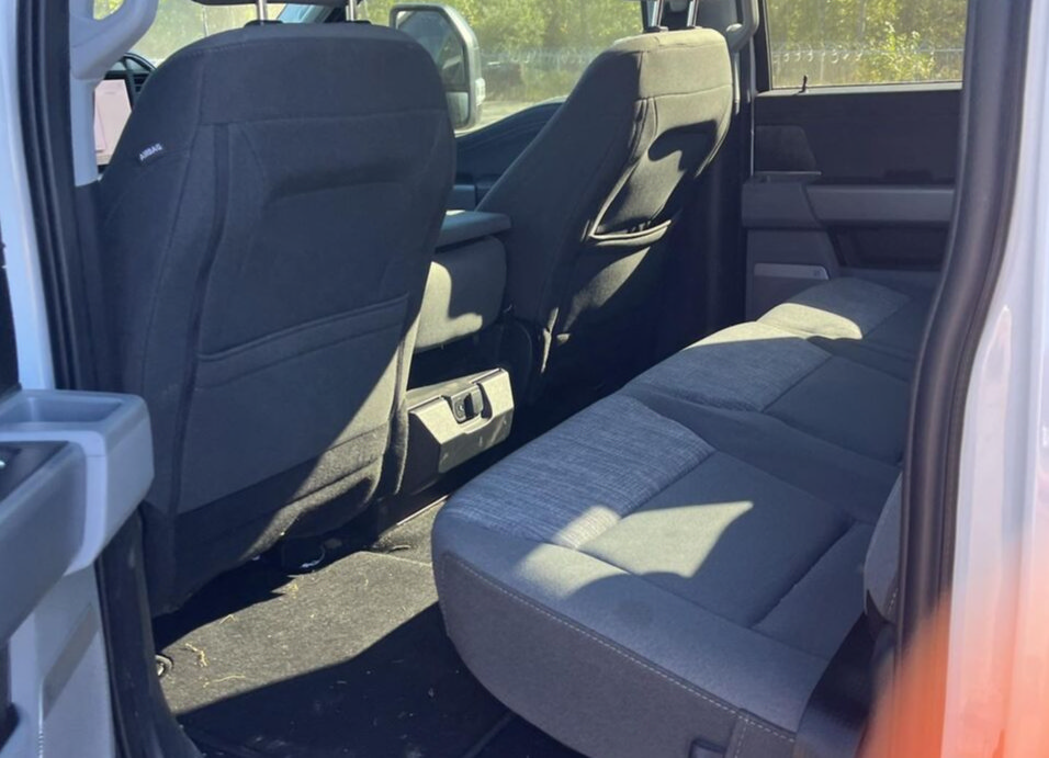 Used 2024 Ford F250 XLT w/ XLT Premium Package AWD/4WD image 9