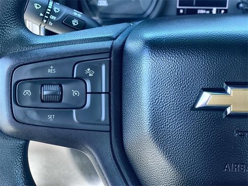 Used 2025 Chevrolet Silverado 1500 W/T image 12