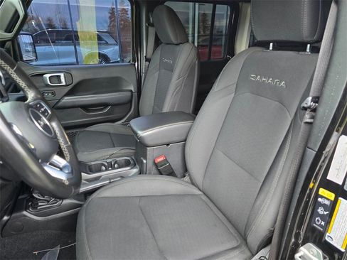 Used 2020 Jeep Wrangler Unlimited Sahara w/ Uconnect 4C Nav & Sound Group image 23