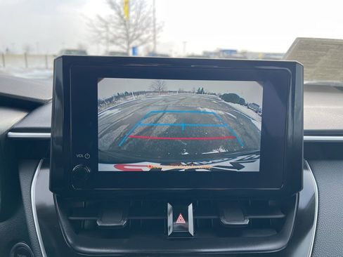 Used 2024 Toyota Corolla LE image 19