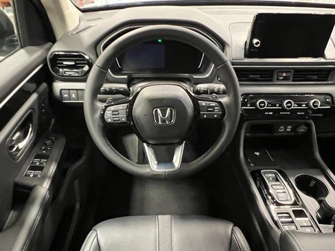 New 2025 Honda Pilot EX-L image 16