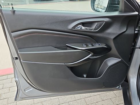 Used 2024 Chevrolet Trax RS w/ Driver Confidence Package image 11