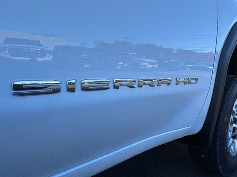 New 2026 GMC Sierra 2500 SLE w/ SLE Value Package; image 9