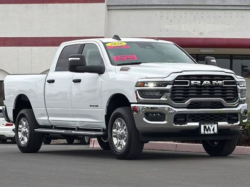 Used 2026 RAM 2500 Big Horn AWD/4WD image 2