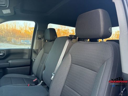 Used 2023 Chevrolet Silverado 2500 Custom w/ Custom Value Package image 26