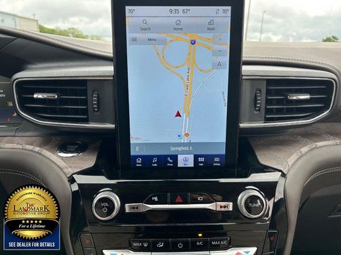 Used 2022 Ford Explorer Platinum w/ Class IV Trailer Tow Package image 21