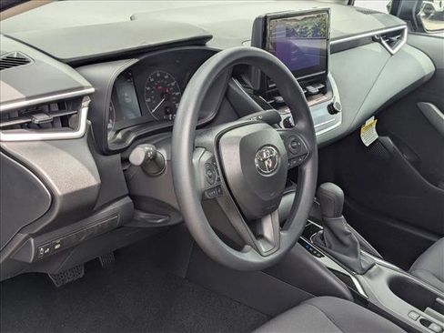 New 2025 Toyota Corolla LE FWD image 3