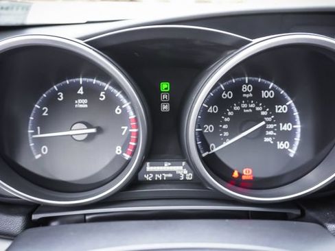 Used 2013 MAZDA MAZDA3 i Touring FWD image 13