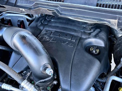 Used 2017 RAM 1500 Laramie w/ Convenience Group image 33