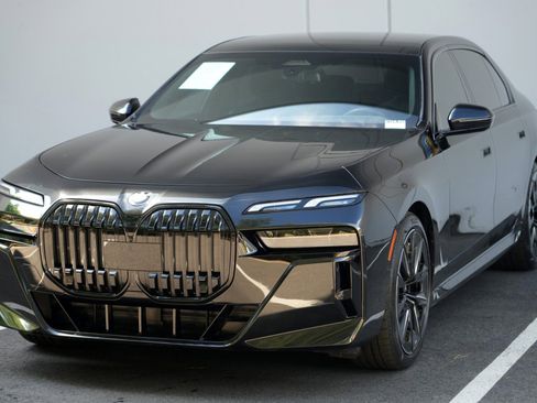 Used 2024 BMW 740i w/ M Sport Professional Package RWD image 58