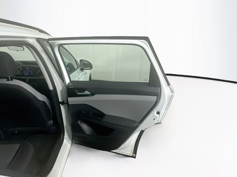 Used 2024 Volkswagen Taos S FWD image 28