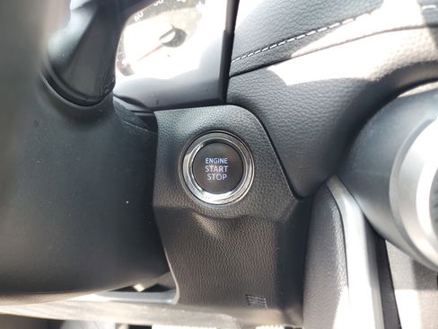 Used 2021 Toyota RAV4 XLE image 24