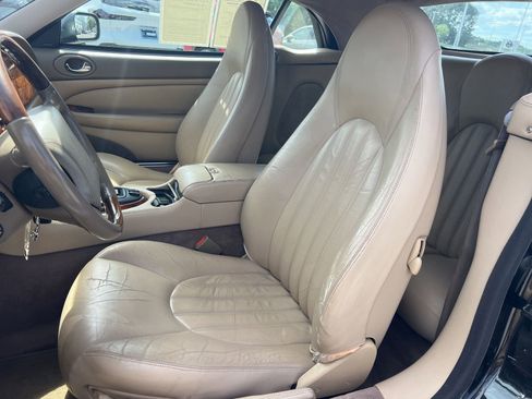 Used 2000 Jaguar XK8 Convertible image 28