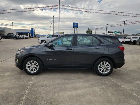 Used 2020 Chevrolet Equinox LS image 4