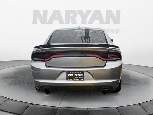 Used 2018 Dodge Charger R/T image 6