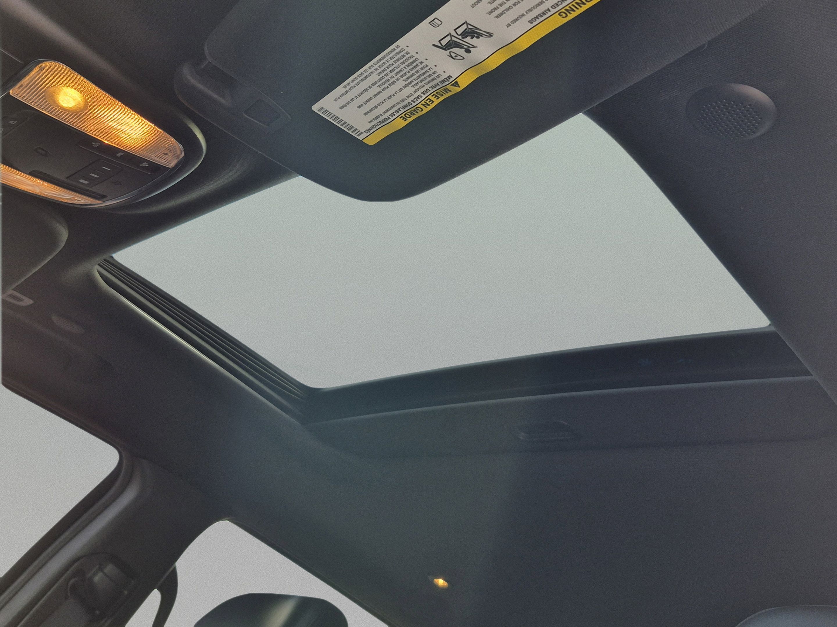 Used 2019 Jeep Grand Cherokee Altitude RWD image 15