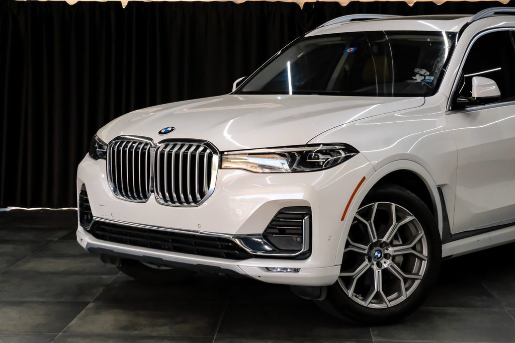 Used 2020 BMW X7 xDrive40i w/ Parking Assistance Package AWD/4WD image 6