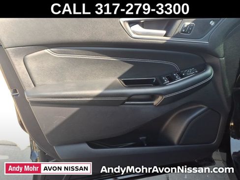Used 2020 Ford Edge Titanium AWD/4WD image 14